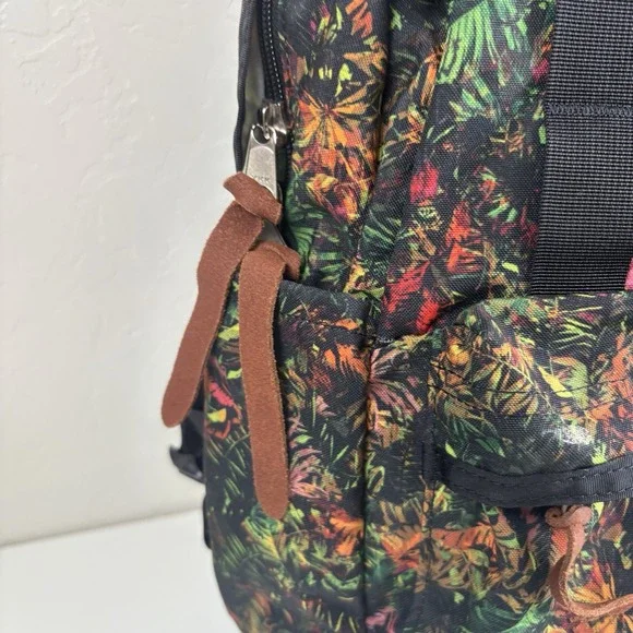 GREGORY‎ Easy Peasy Day Backpack Size M/L Tropical Forest Bag - Picture 6 of 14